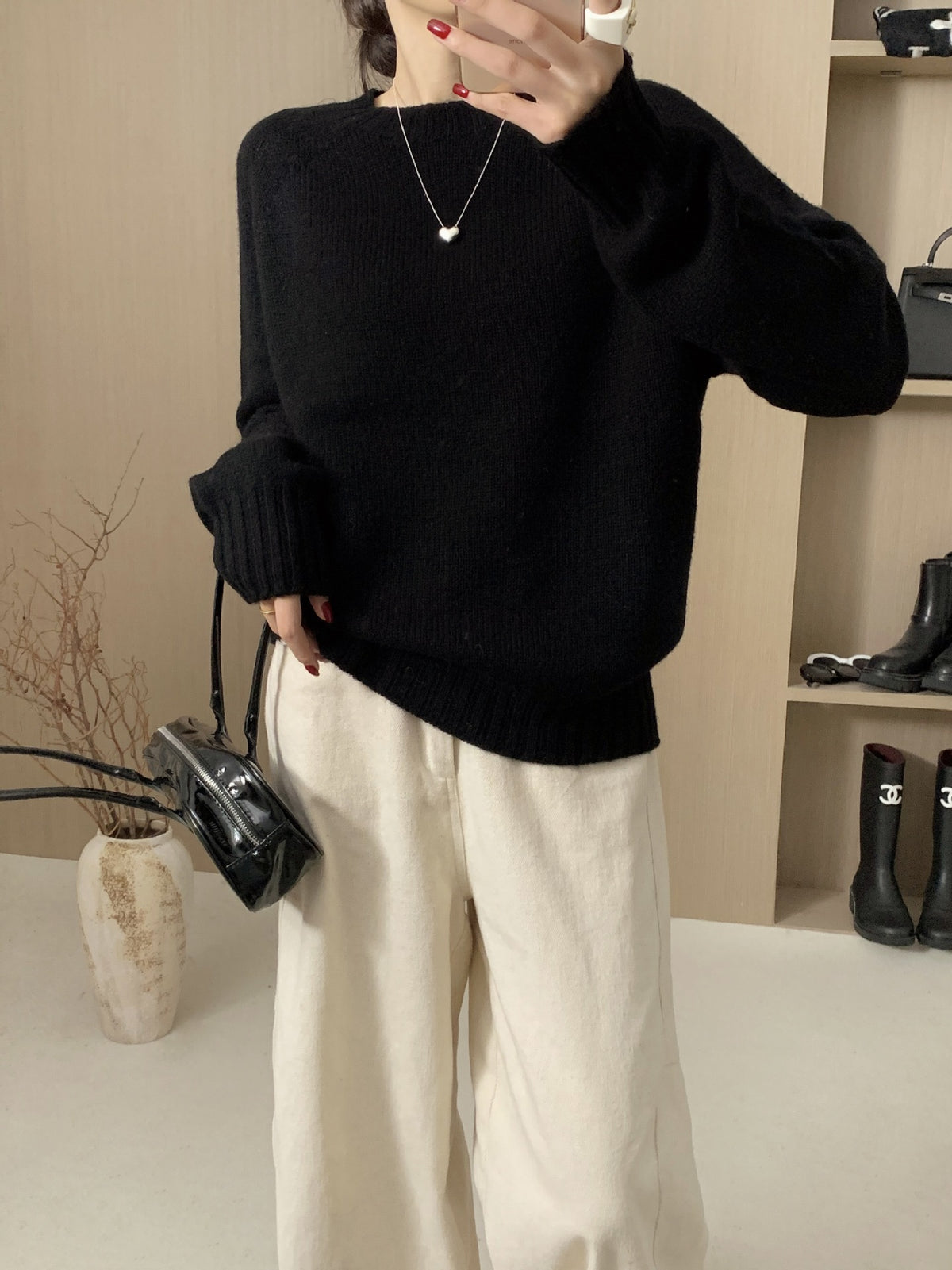 Women’s Seamless Wool Crew Neck Sweater, Loose Fit